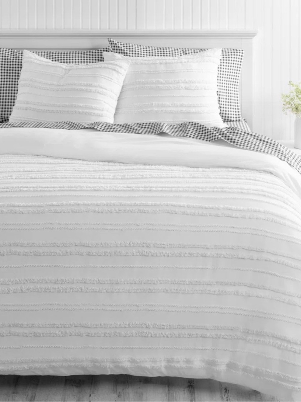 Martha Stewart white king sized duvet set
